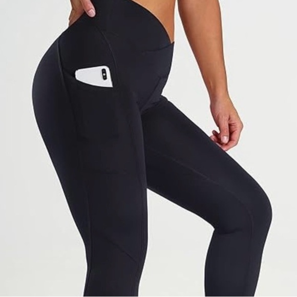 Pants - SOLD!!! NWOT Ruched Scrunch Butt Shaping Uplifting Yoga Pants Waisted Sz L